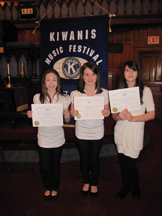 Piano_Trio_at_the_Kiwanis_Music_Festival.jpg